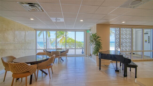 Building Photo - 3500 Galt Ocean Dr