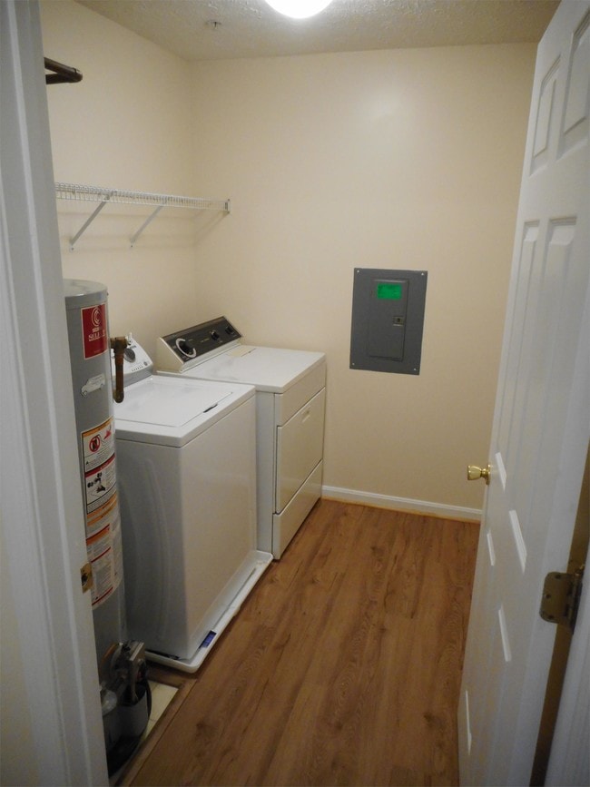Building Photo - 108 Bayland Dr