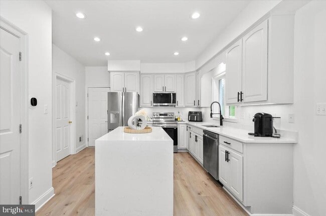 Building Photo - 8225 Hawkins Creamery Rd