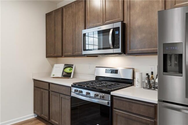 Building Photo - 135 Affinity Dr