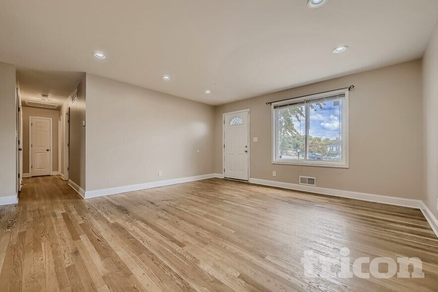 Building Photo - 3816 Terka Cir