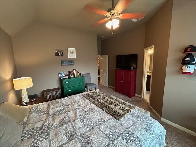 Building Photo - 2824 Silver Oak Dr