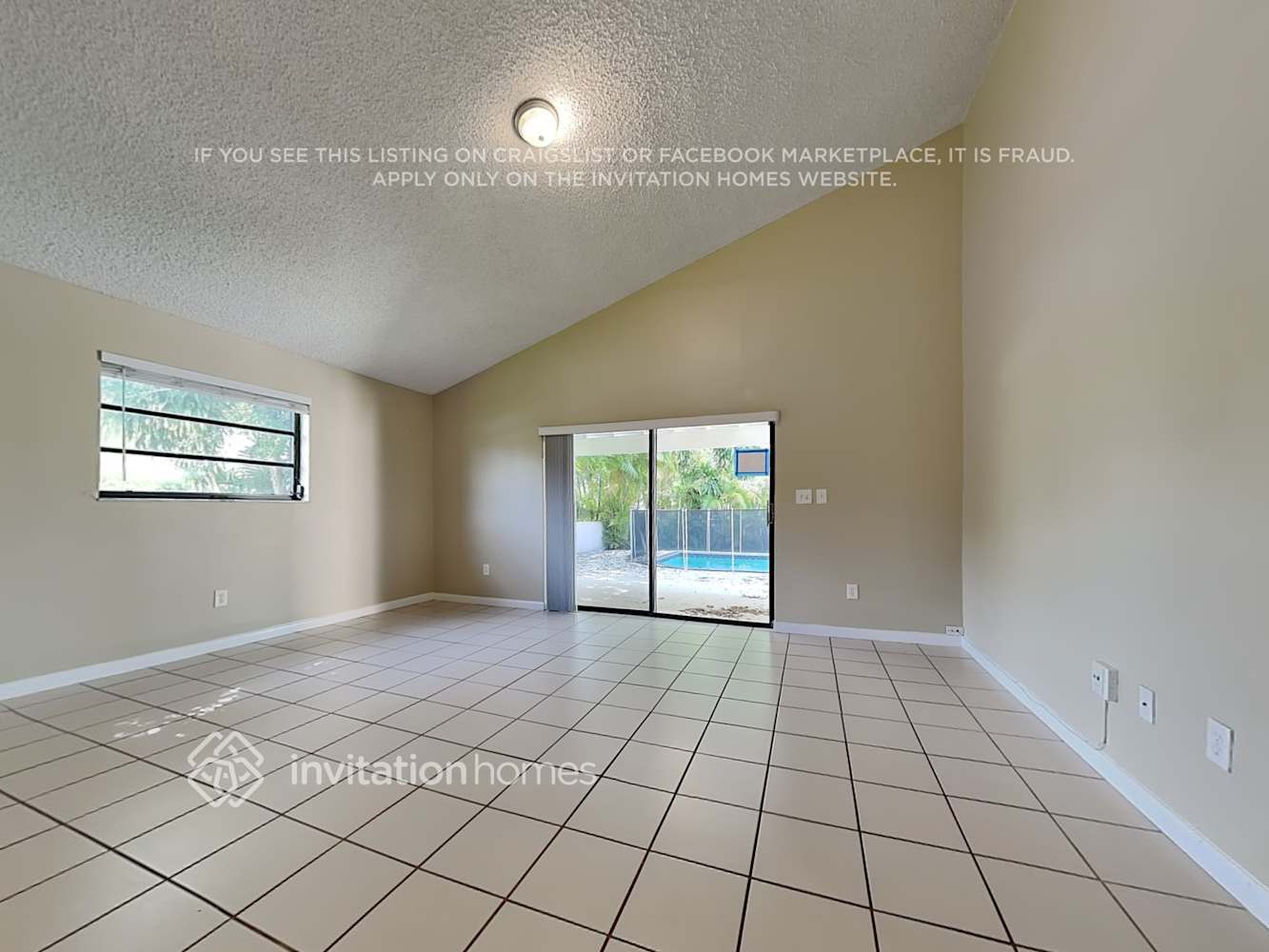 Building Photo - 8600 SW 140th Terrace