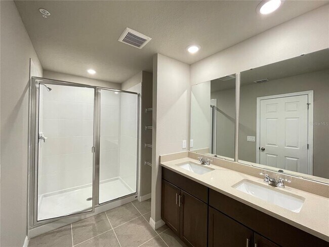 Building Photo - 2475 Sweet Viburnum Wy
