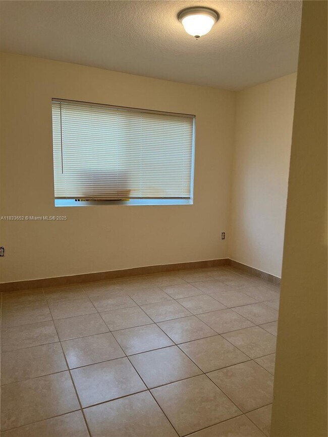 Building Photo - 15470 SW 284th St