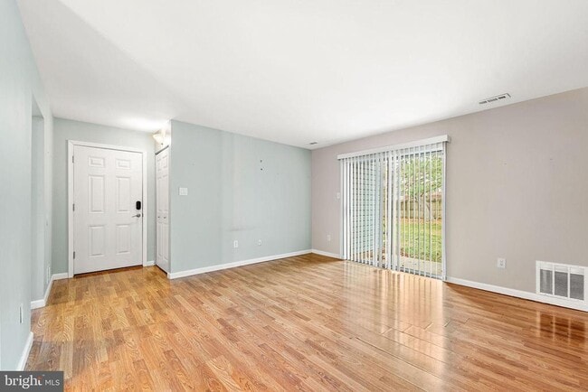 Building Photo - 509 Cascade Ct