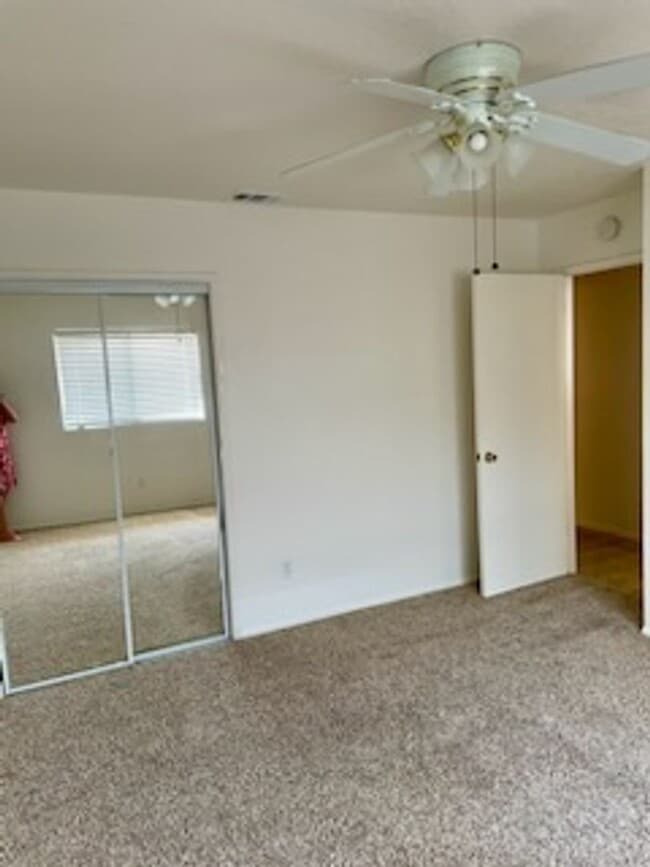 Building Photo - 3 Bedroom, 2 Bath Remodeled House in Hemet...