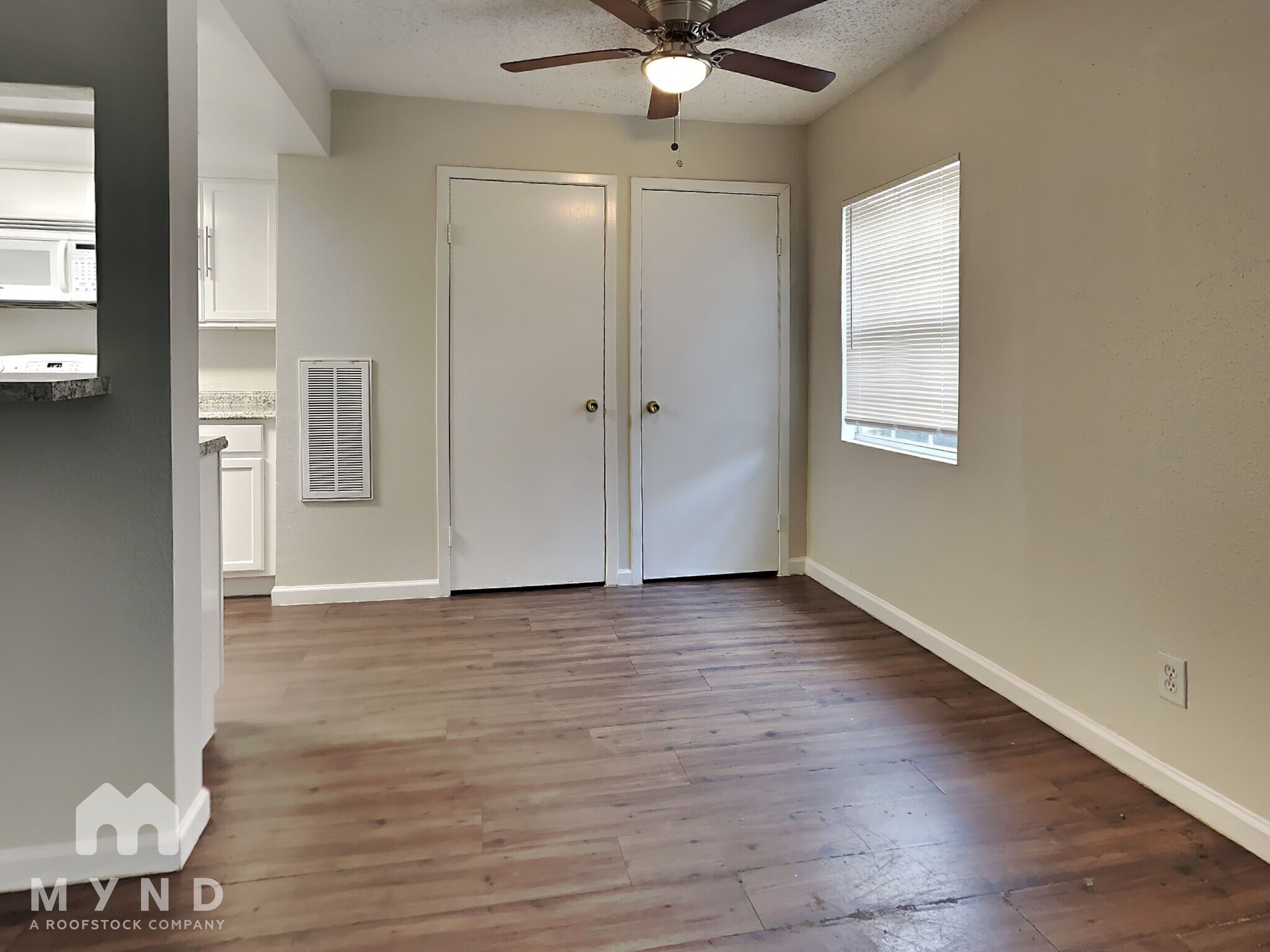 Building Photo - 5632 Birchmont Dr