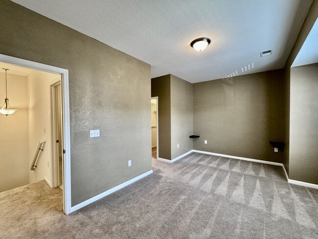 Building Photo - Available NOW! 1st Time Rental! Water, Sewer Trash, Landscaping, Community Pool Included!