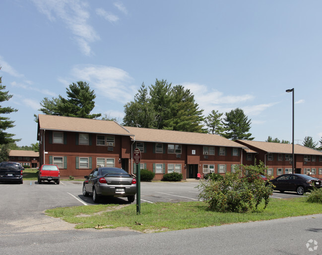 Front of Building - Montcalm Apartments