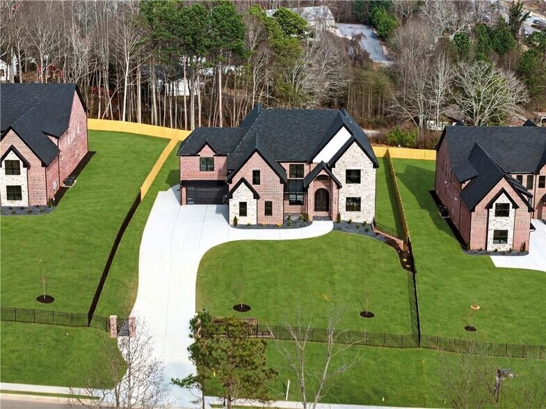 Building Photo - 405 Thunder Rd