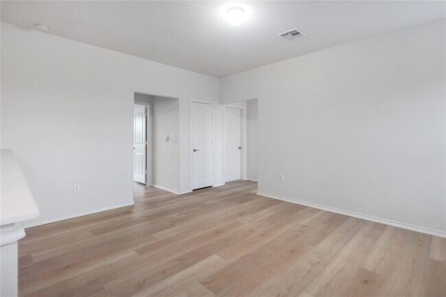 Building Photo - 10205 Gertrudis Lp