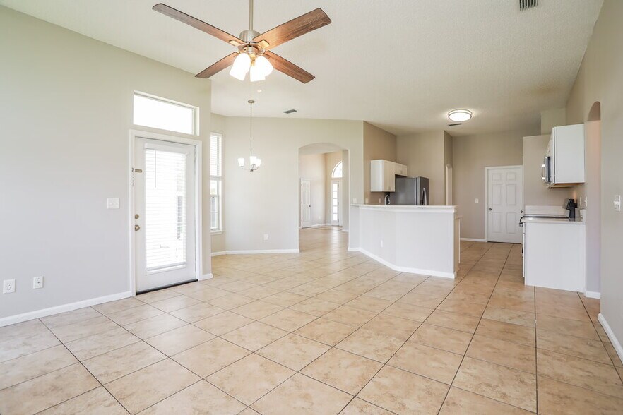 Building Photo - 3948 Heavenside Ct