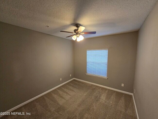 Building Photo - 575 Oakleaf Plantation Pkwy