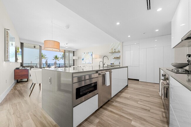 Building Photo - 106 Inlet Way