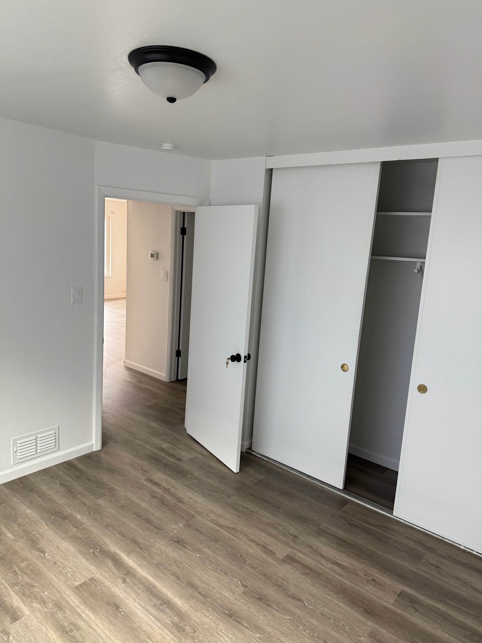 Building Photo - 750 Bacon St