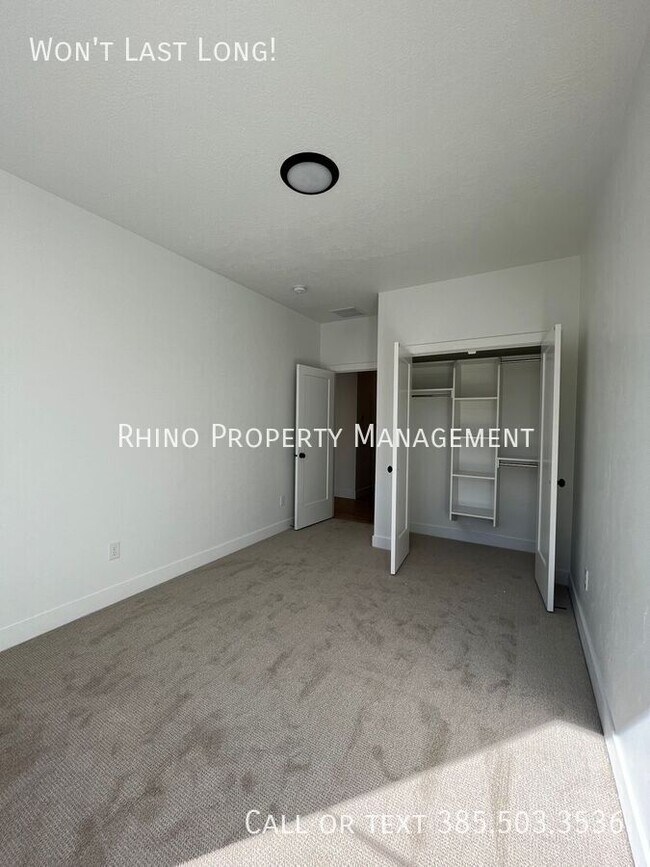 Building Photo - 4634 Locust Hls Ct