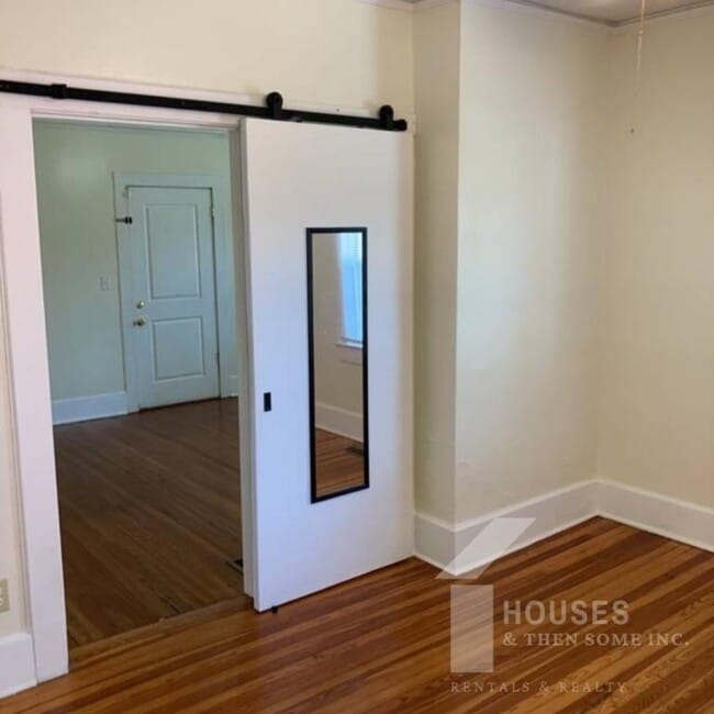 Building Photo - 11 Cateechee Ave