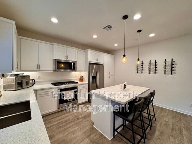 Building Photo - 30411 Ridgecrest Rd