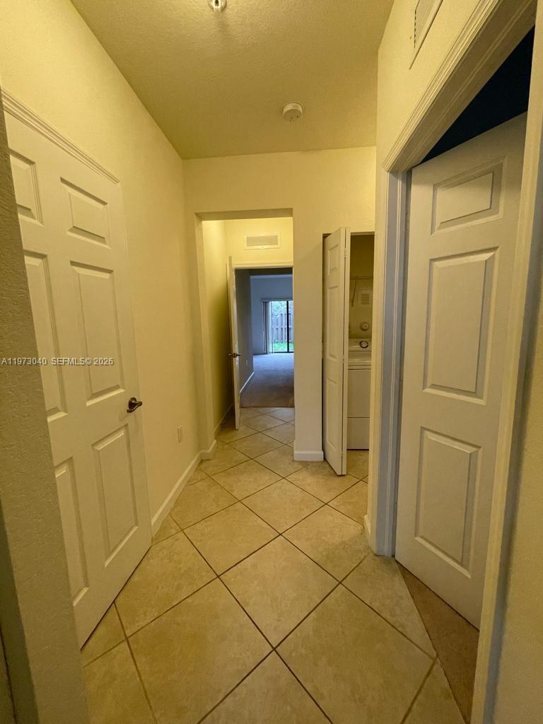 Building Photo - 10600 NW 88th St