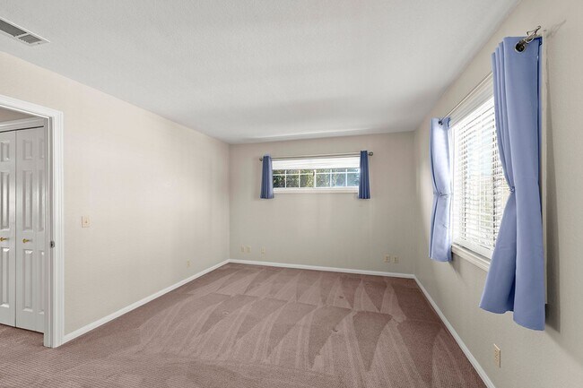Building Photo - Ocean View La Jolla Home | 3BR + 3BA | Patio, Balcony & 2-Car Garage