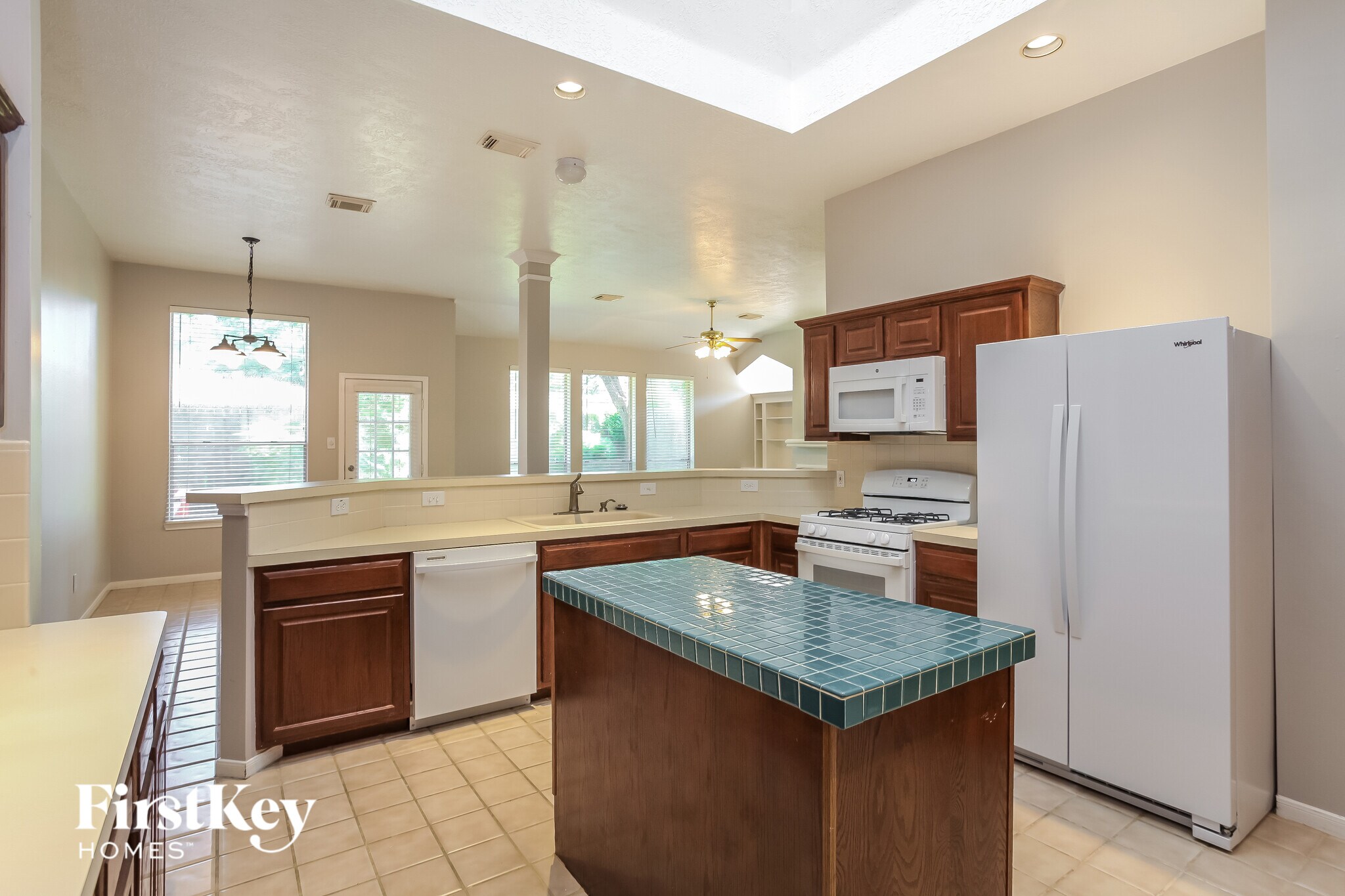 Building Photo - 2115 Mercoal Dr