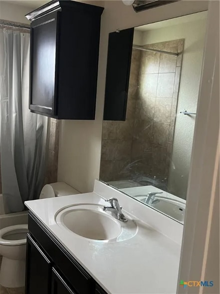 Building Photo - 5407 Two Brothers Ln