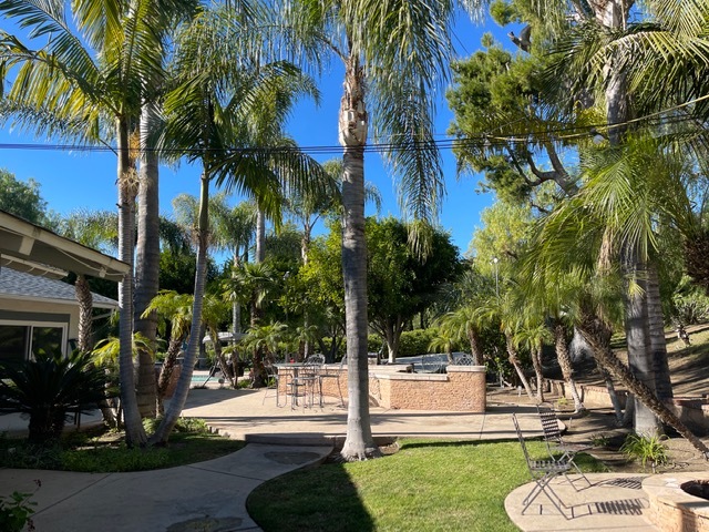 Building Photo - 1455 Tierra Rejada Rd