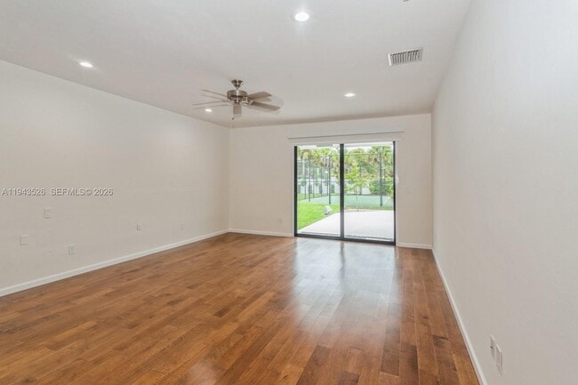 Building Photo - 15405 SW 73rd Ct