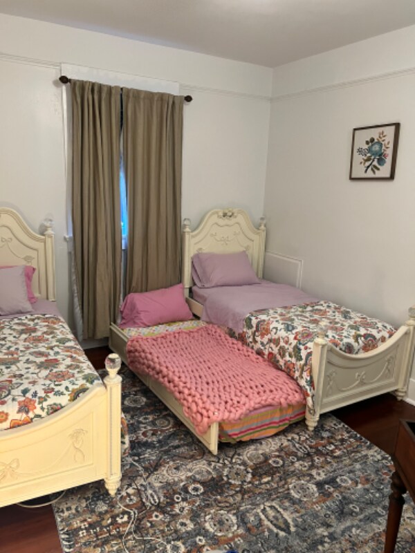 Building Photo - 2004 Royal St