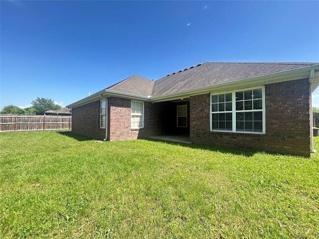 Building Photo - 4054 W Olive Tree Dr