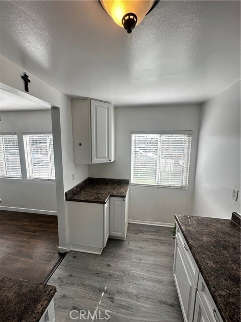 Building Photo - 1047 E Spicer St