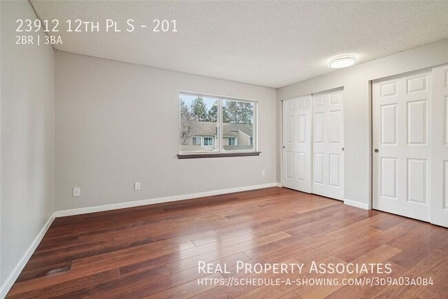 Building Photo - 23912 12th Pl S