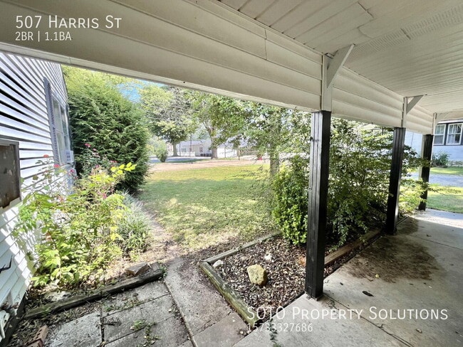 Building Photo - 507 Harris St