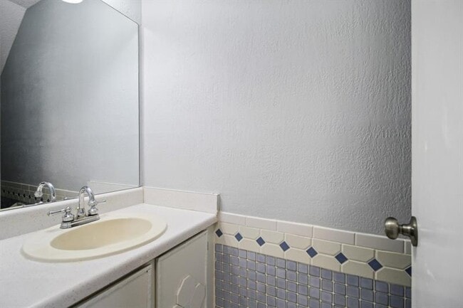 Building Photo - 536 Granite Ridge Pl