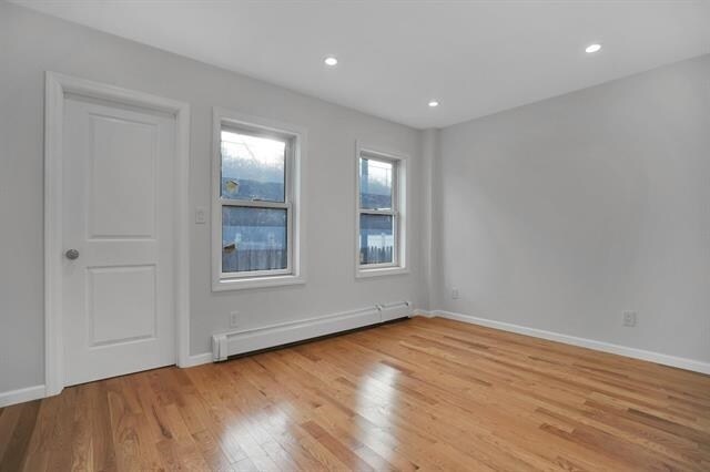 Building Photo - 395 1st St