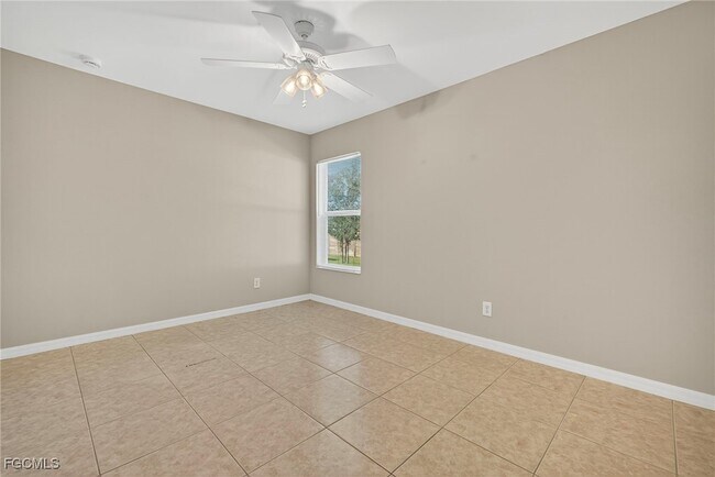 Building Photo - 408 NW 17th Ave