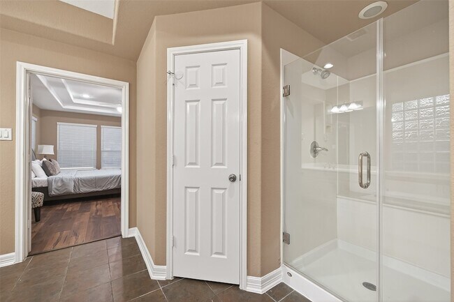 Building Photo - 21103 Falcon Creek Ct
