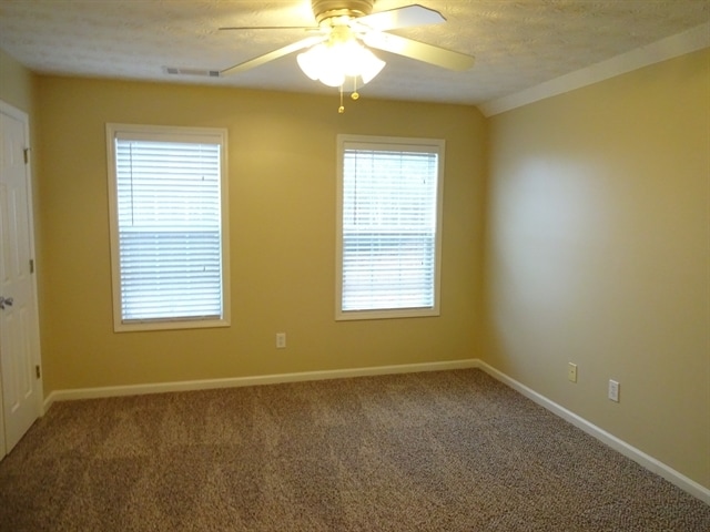 Building Photo - 212 Hedgewood Dr