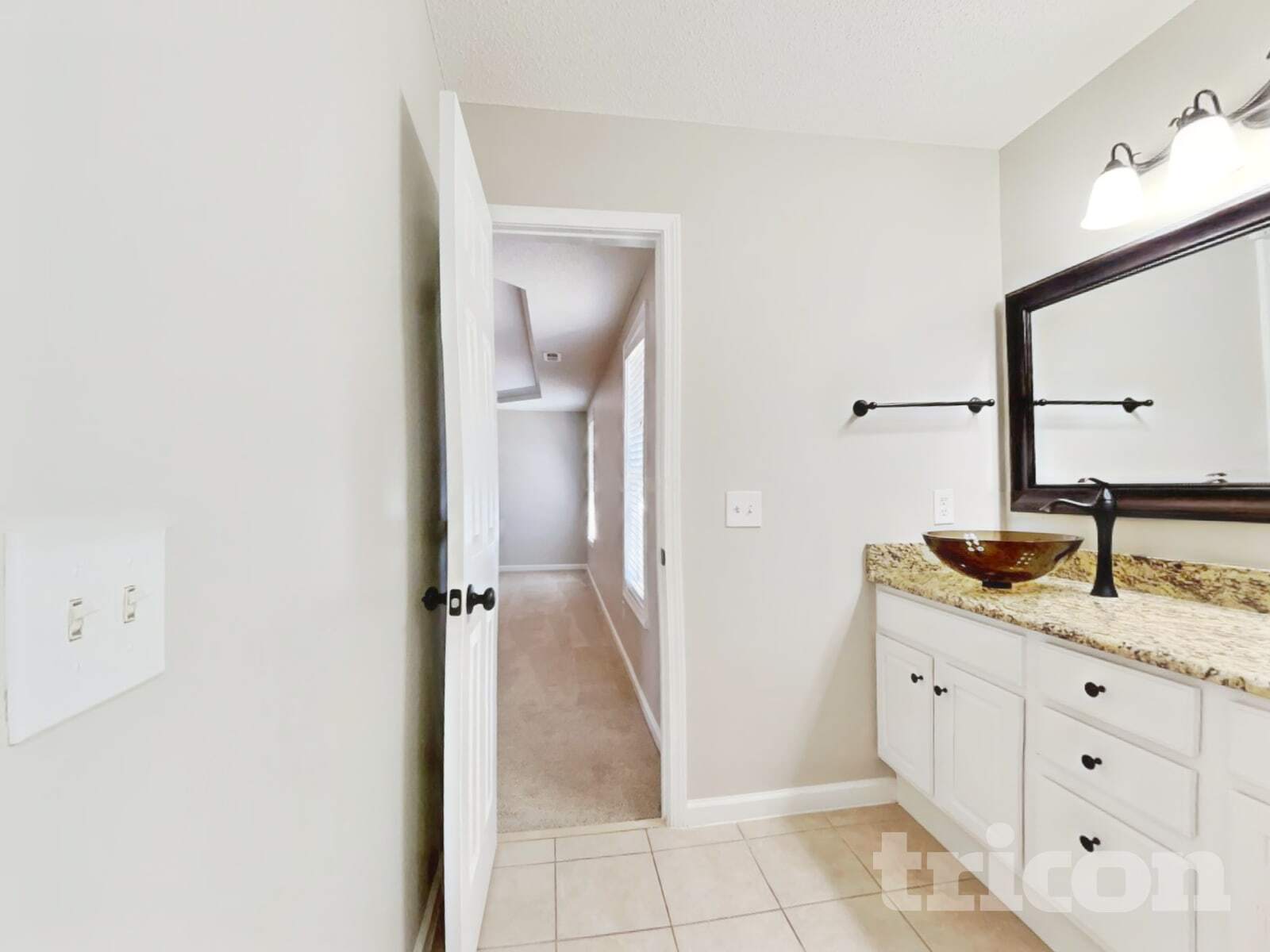 Building Photo - 226 Linden Rd