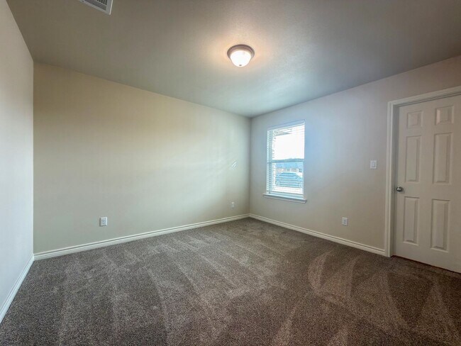 Building Photo - 1341 Bajada St