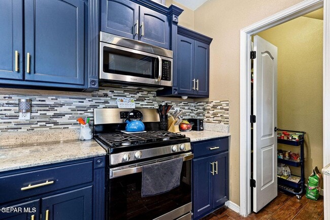 Building Photo - 2244 Honour Point Pl