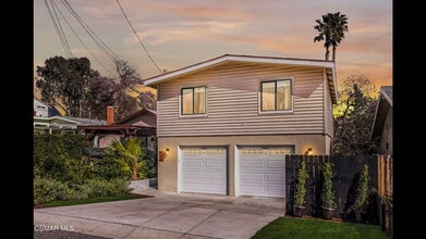 Building Photo - 726 Beall St