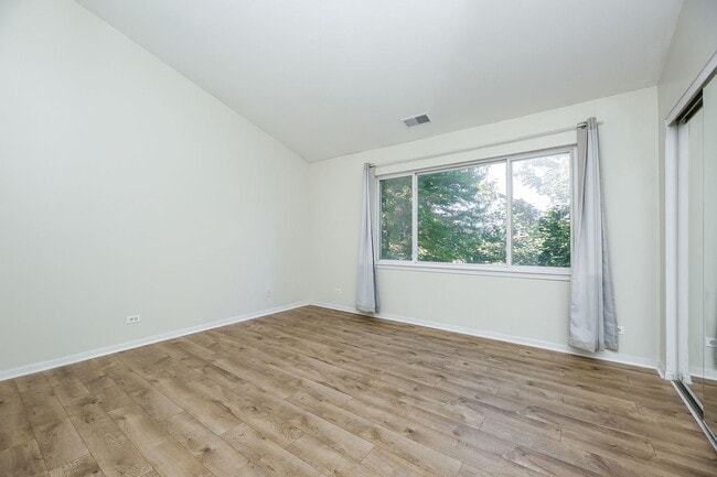 Building Photo - 2943 Kentshire Cir