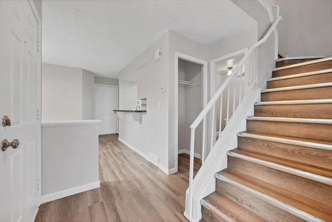 Building Photo - Beautiful Home Near Standley Lake, With Freshly updates.