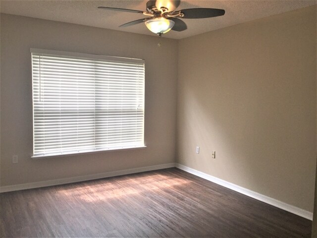 Building Photo - 1071 Royal Marquis Cir