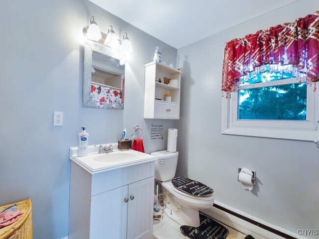 Building Photo - 7189 Coventry Rd N