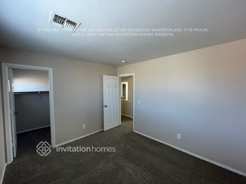 Building Photo - 22011 W Pima St