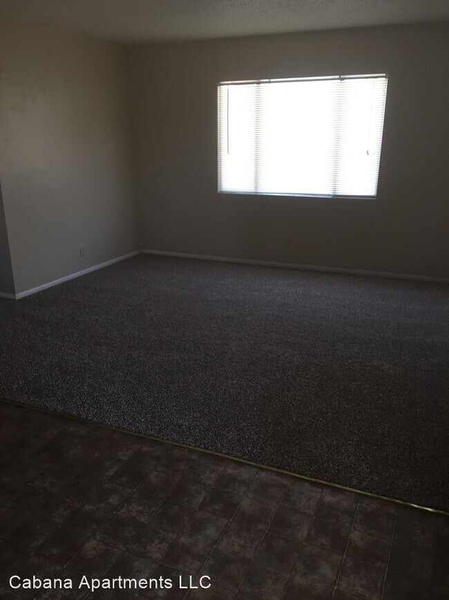 Building Photo - 2524 Tulip Ln
