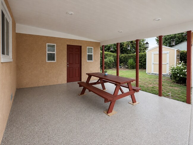 Building Photo - 3703 Monogram Ave